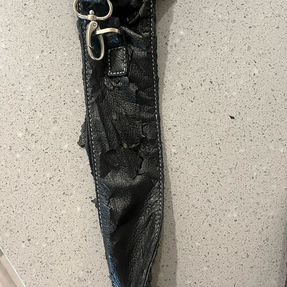 Vintage prada authentic cross body bag - Picture 3 of 3